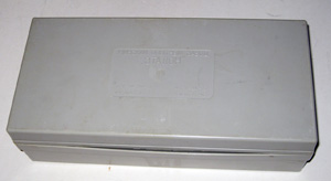 Радиоконструктор Р-2 - вид на коробку-корпус снизу