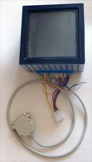 Индикатор Электроника МС6205 с подключенным LPT шнуром